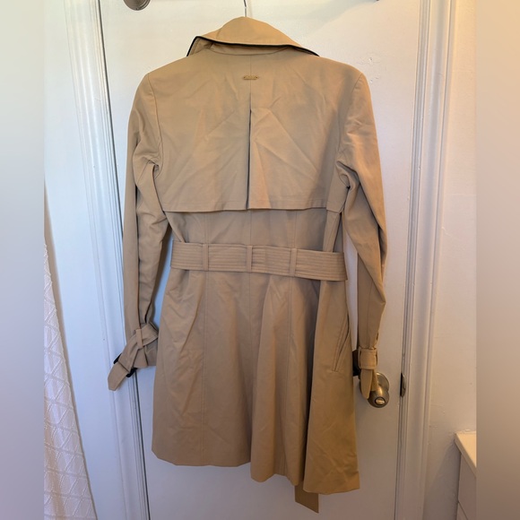 Guess Tan Trench Coat - Picture 6 of 7